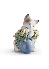 Dreamy Kitten Cat Figurine
