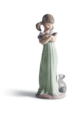Don't Forget Me Girl Figurine