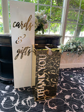 Luxe Gold & White Elegance: Premium Card and Gift Set