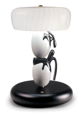 Hairstyle (I/U) Table Lamp (US)