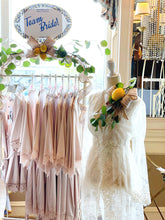 Classic Dress Rack w/ Sign Rental