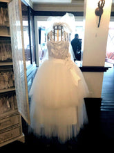 Dalmazio Design Romance Dress Form w/ Gown & Veil Rental