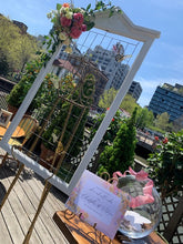 Decretive Themed Signs