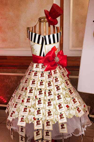 Dalmazio Design Dress Form Escort Card Holder Ala Carta Rental