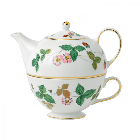 Wedgwood Wild Strawberry Collection