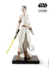 Rey™ Figurine