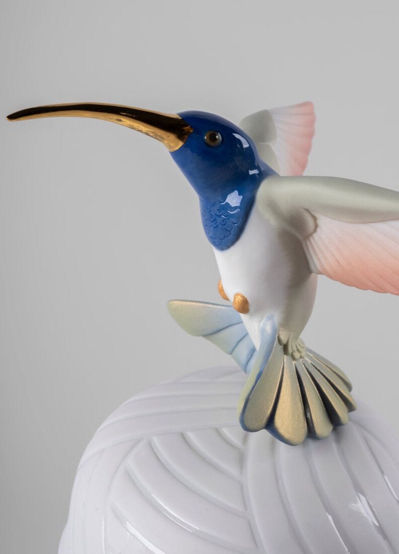 Hummingbird Box