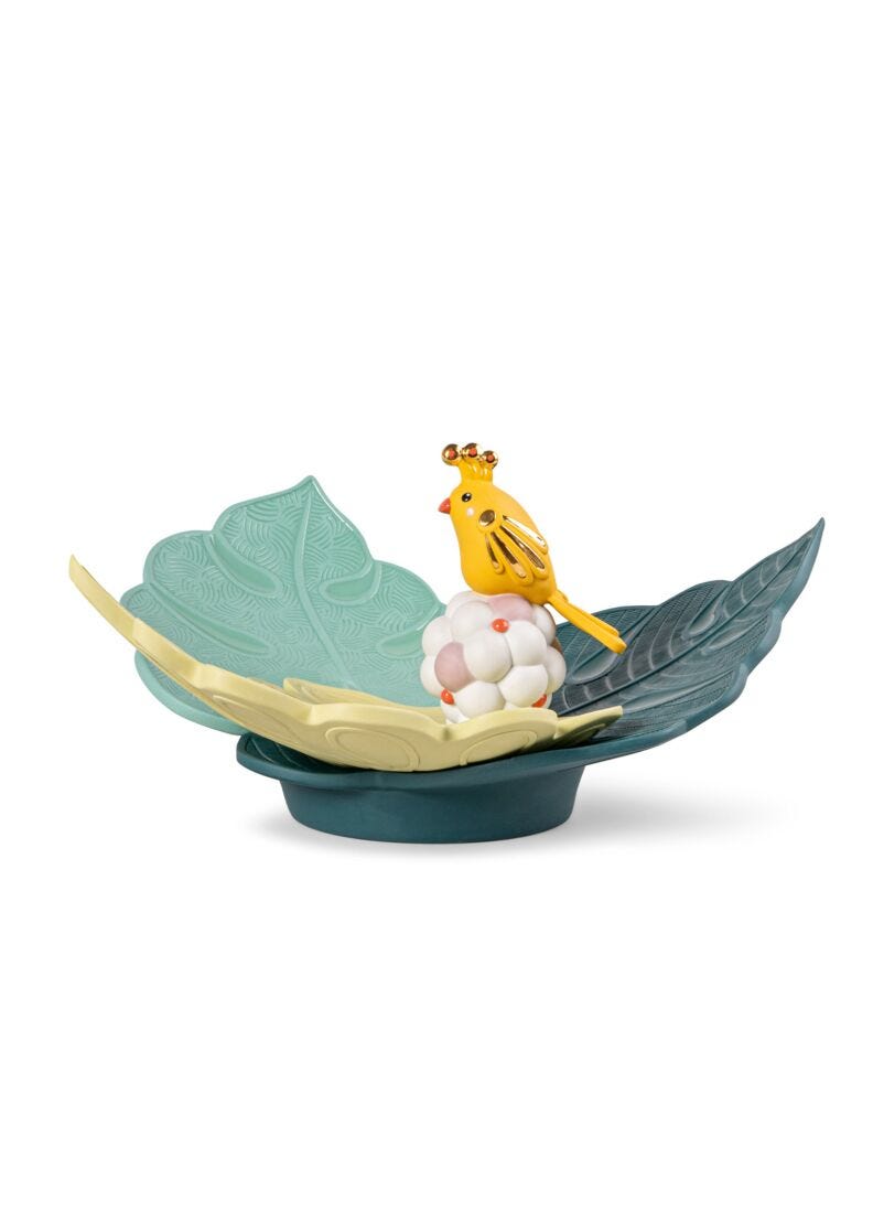 Utopical Centerpiece