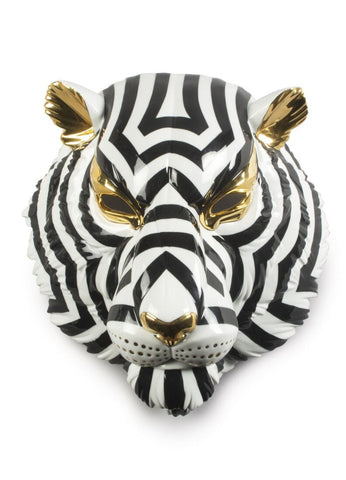 Tiger Mask. Black And Gold