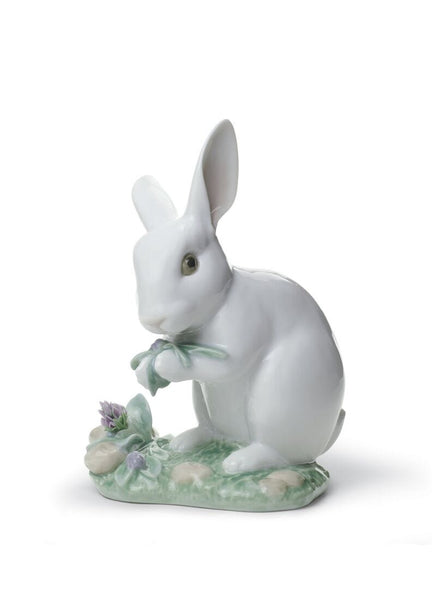 Lladro The Rabbit Figurine - Dalmazio Design