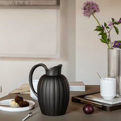 Bernadotte Thermo Jug Midnight Black, Lid, Pp & Abs 1L