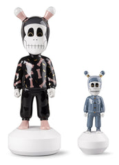 The Guest by Jun Oson - Little Sculpture. Numbered Edition