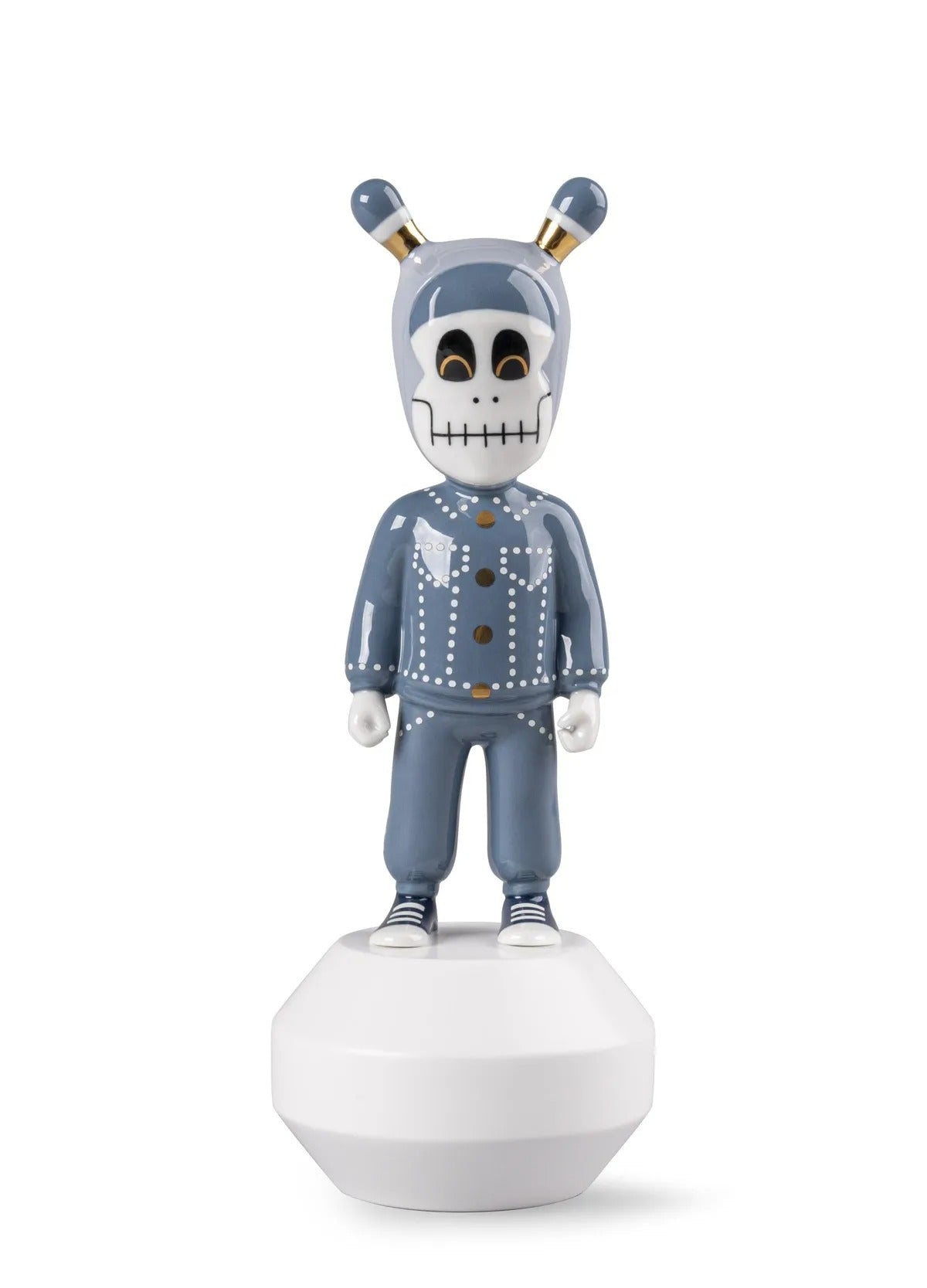 The Guest by Jun Oson - Little Sculpture. Numbered Edition