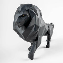 Lion (matte black)