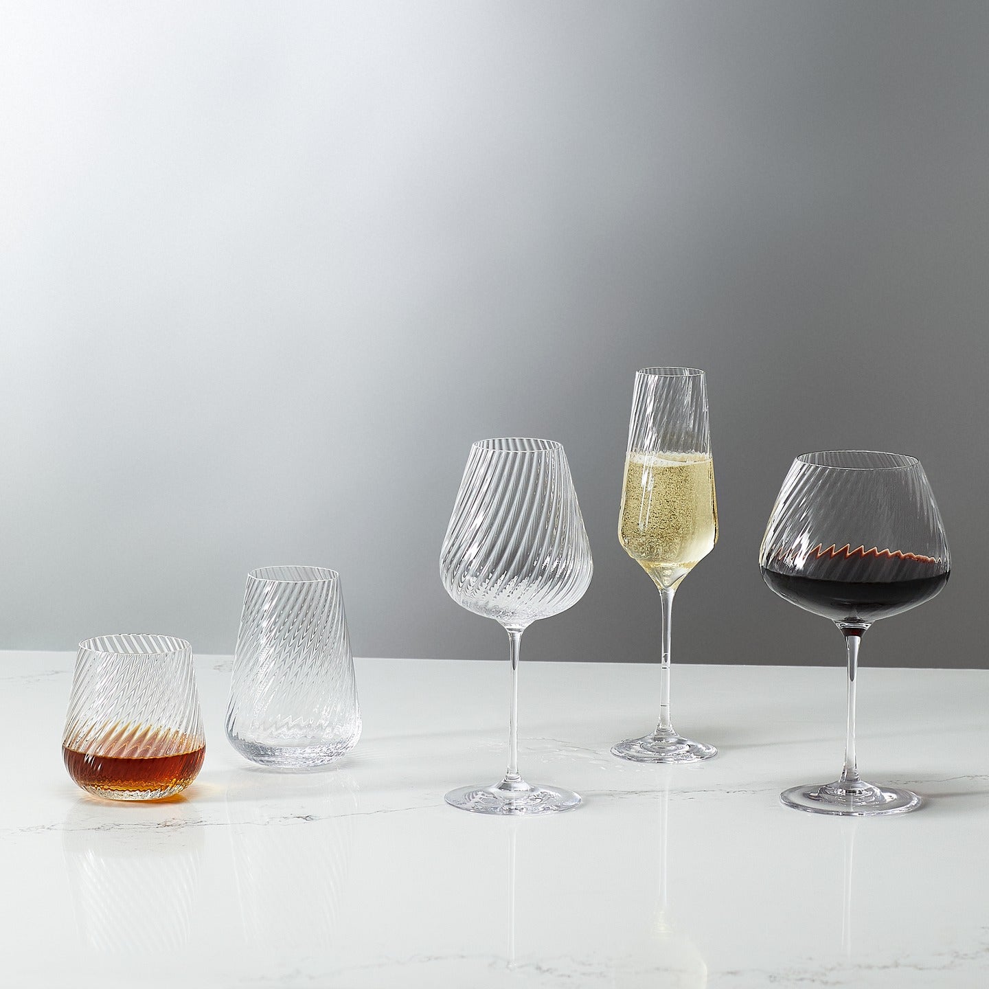 Vera Wang Swirl Red Wine Glass Set of 2