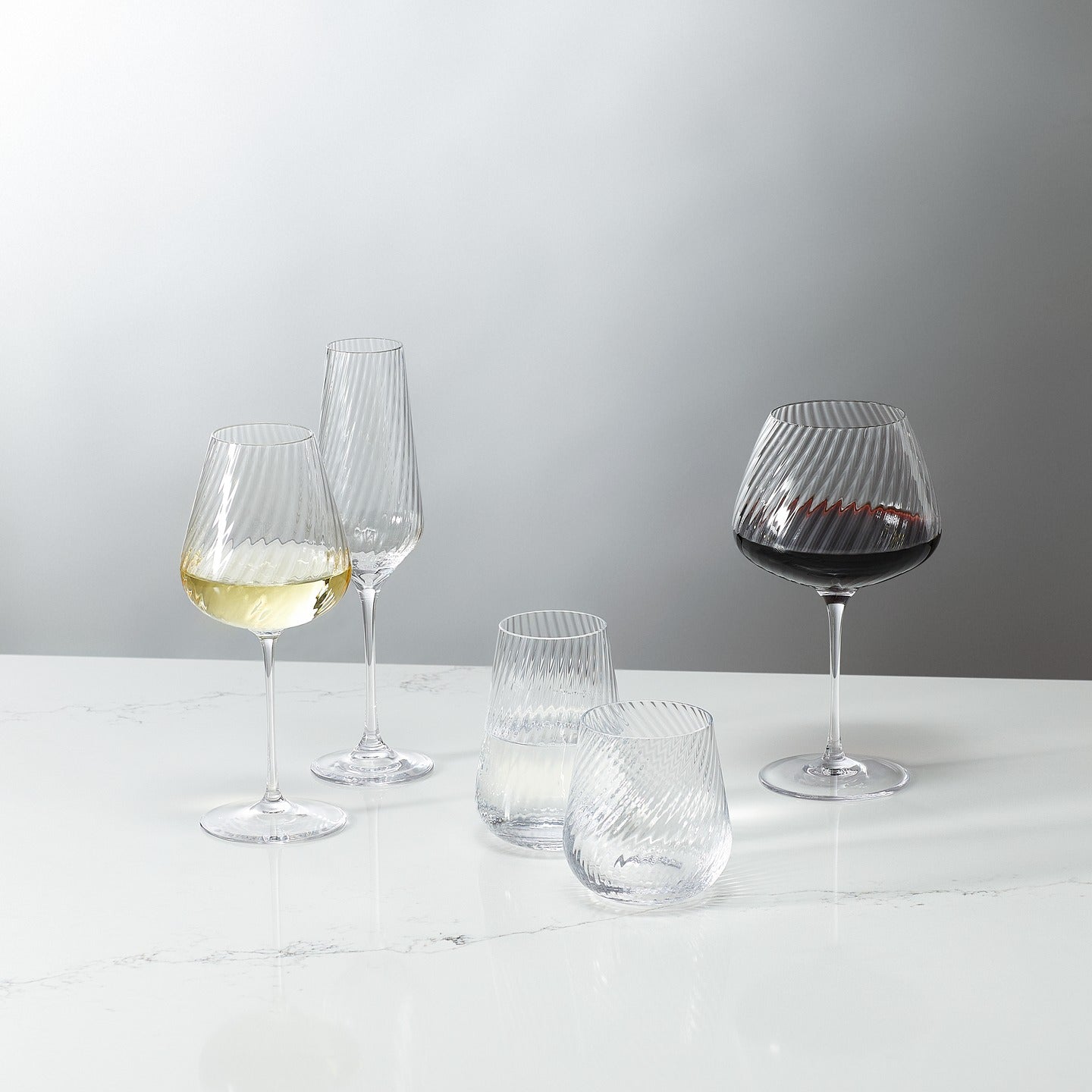 Vera Wang Swirl White Wine Glass Set of 2
