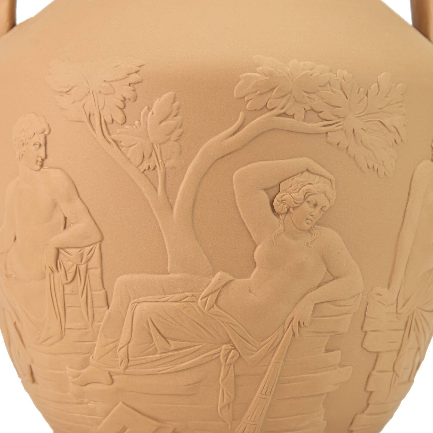 Iconic Portland Vase Large Flaxen