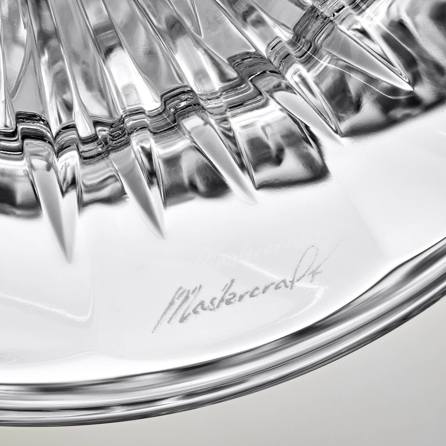 Mastercraft Heritage Eileen Centerpiece 16in