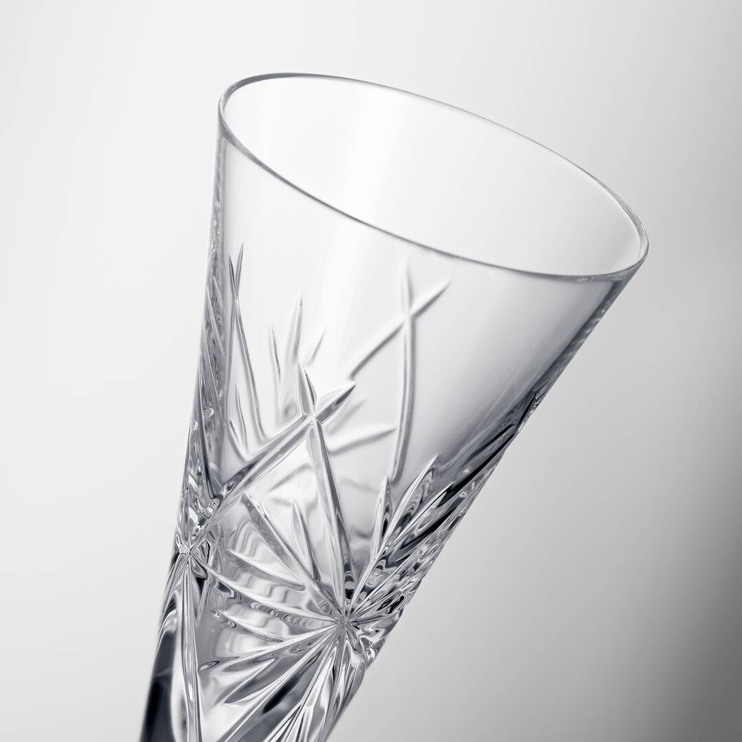 Winter Wonders Flutes Snowflakes Set of 2