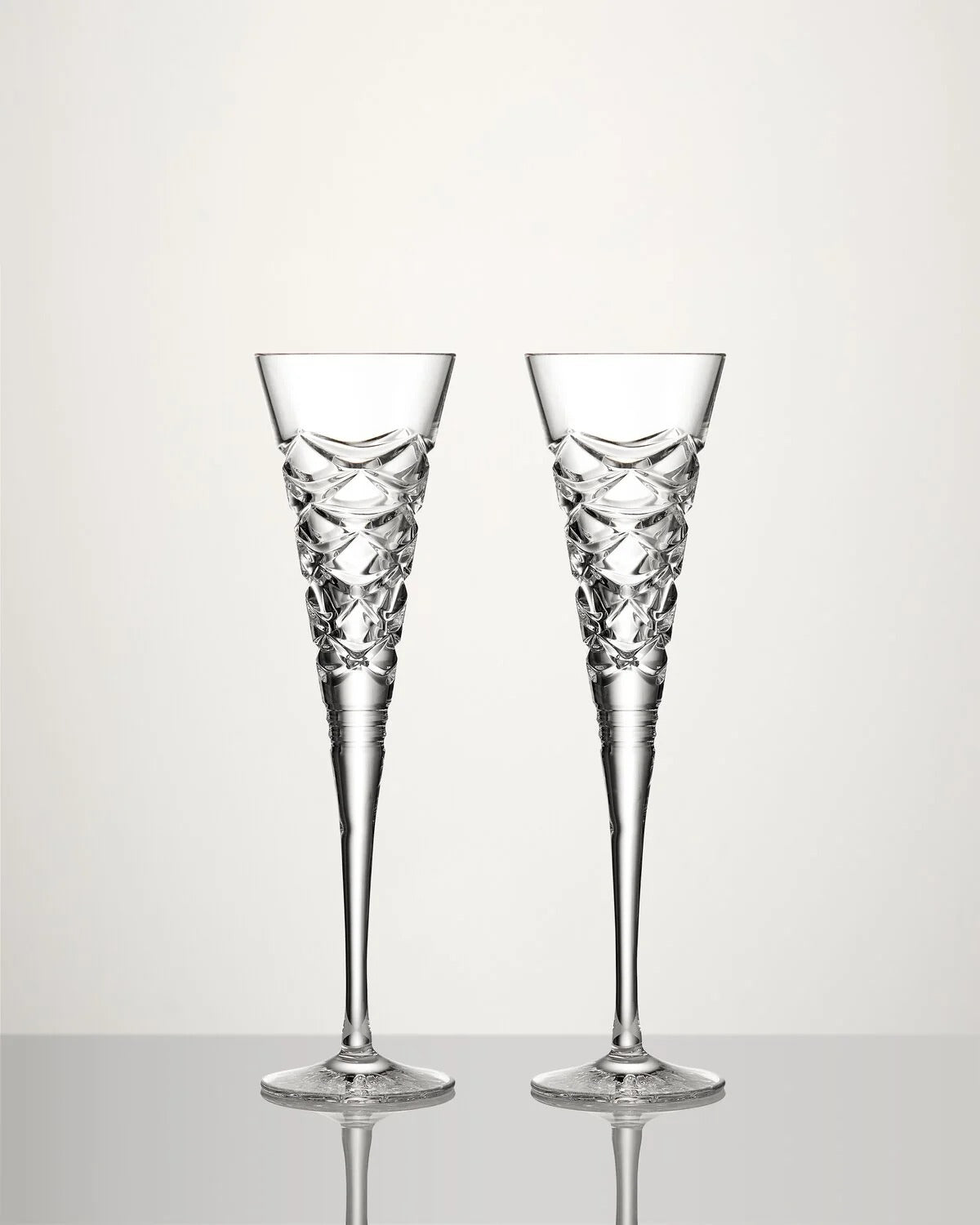 Winter Wonders Flutes Pinecone, Set of 2