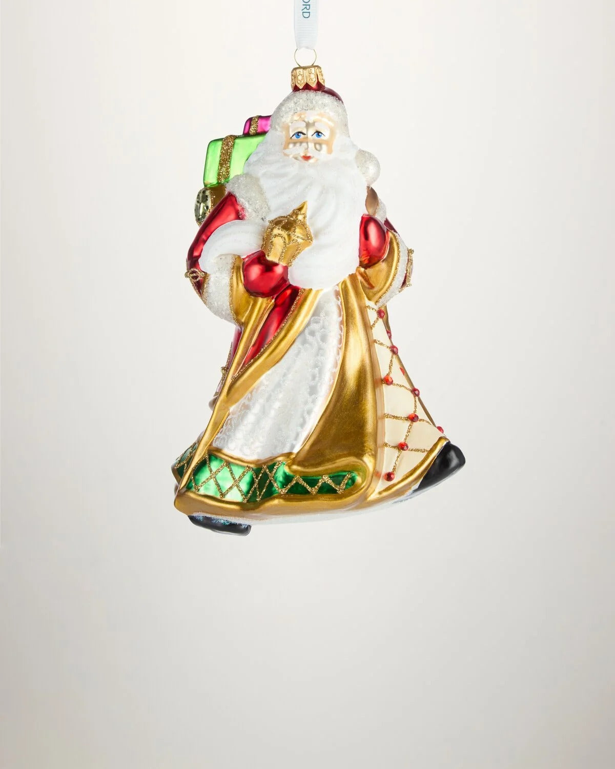 Holiday Heirlooms Santa Ornament