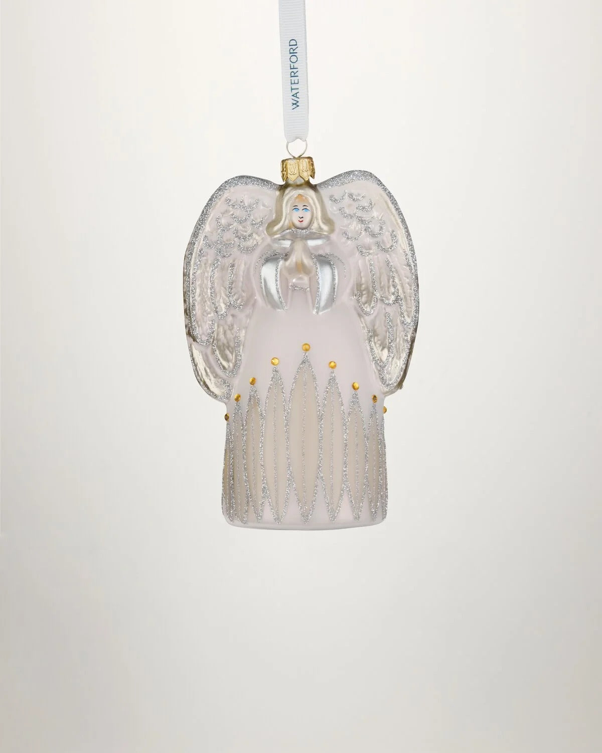 Holiday Heirlooms Angel Ornament