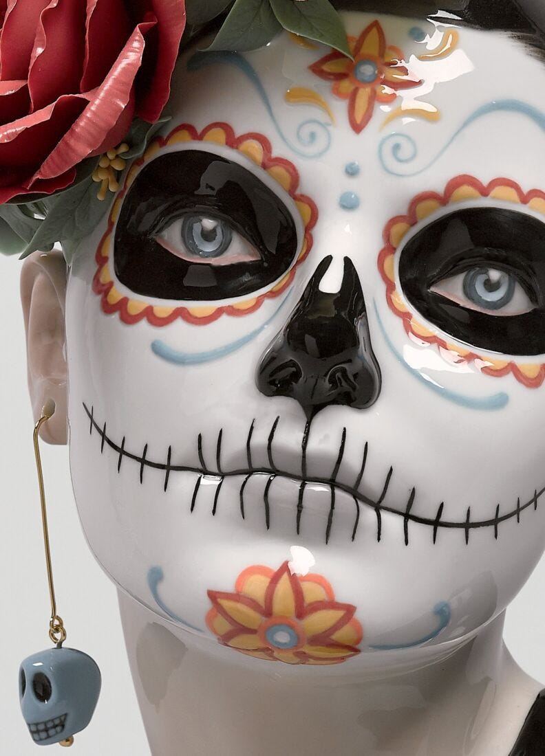 Beautiful Catrina Figurine. Limited Edition