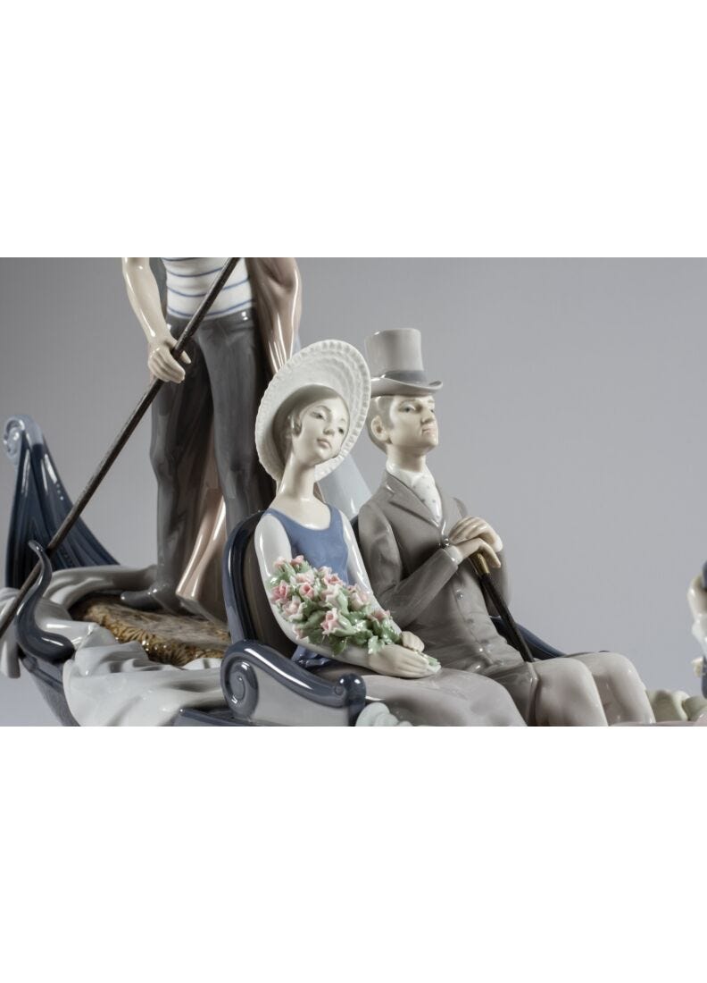 In The Gondola Couple Sculpture - Numbered Edition