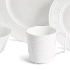 Intaglio 4-Piece Place Setting