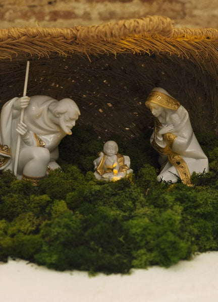 Saint Joseph Nativity Figurine. Golden Lustre