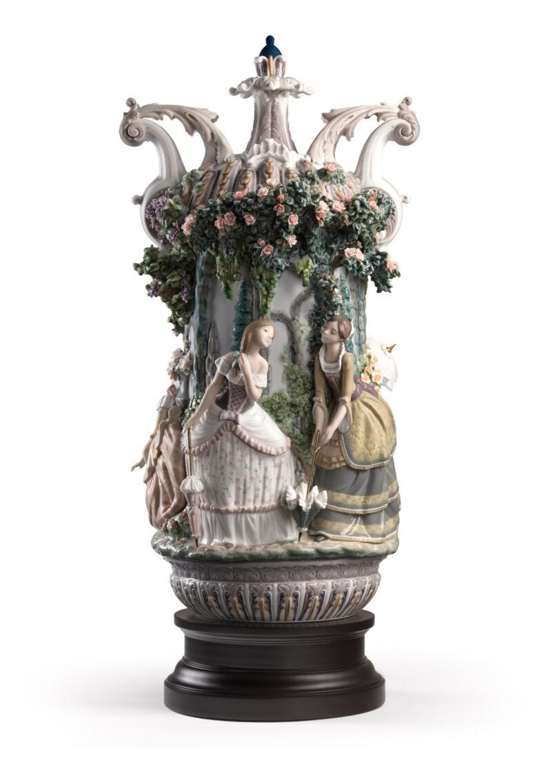 Ladies From Aranjuez Vase - Limited Edition
