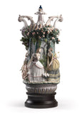 Ladies From Aranjuez Vase. Limited Edition