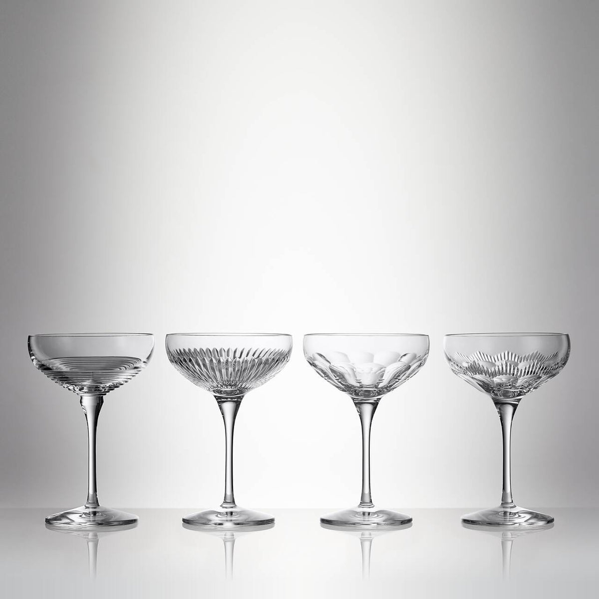 Mixology Coupe Large 280ml 9floz, Mixed Set of 4
