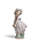 Pretty Innocence Girl Figurine