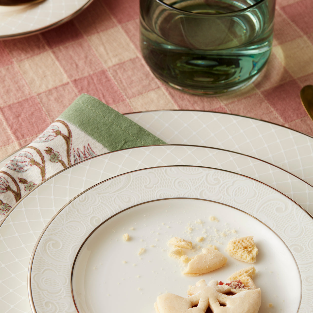 Venetian Lace 5-Piece Place Setting