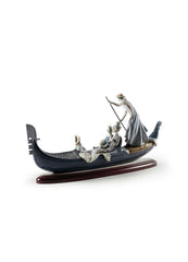 In The Gondola Couple Sculpture - Numbered Edition