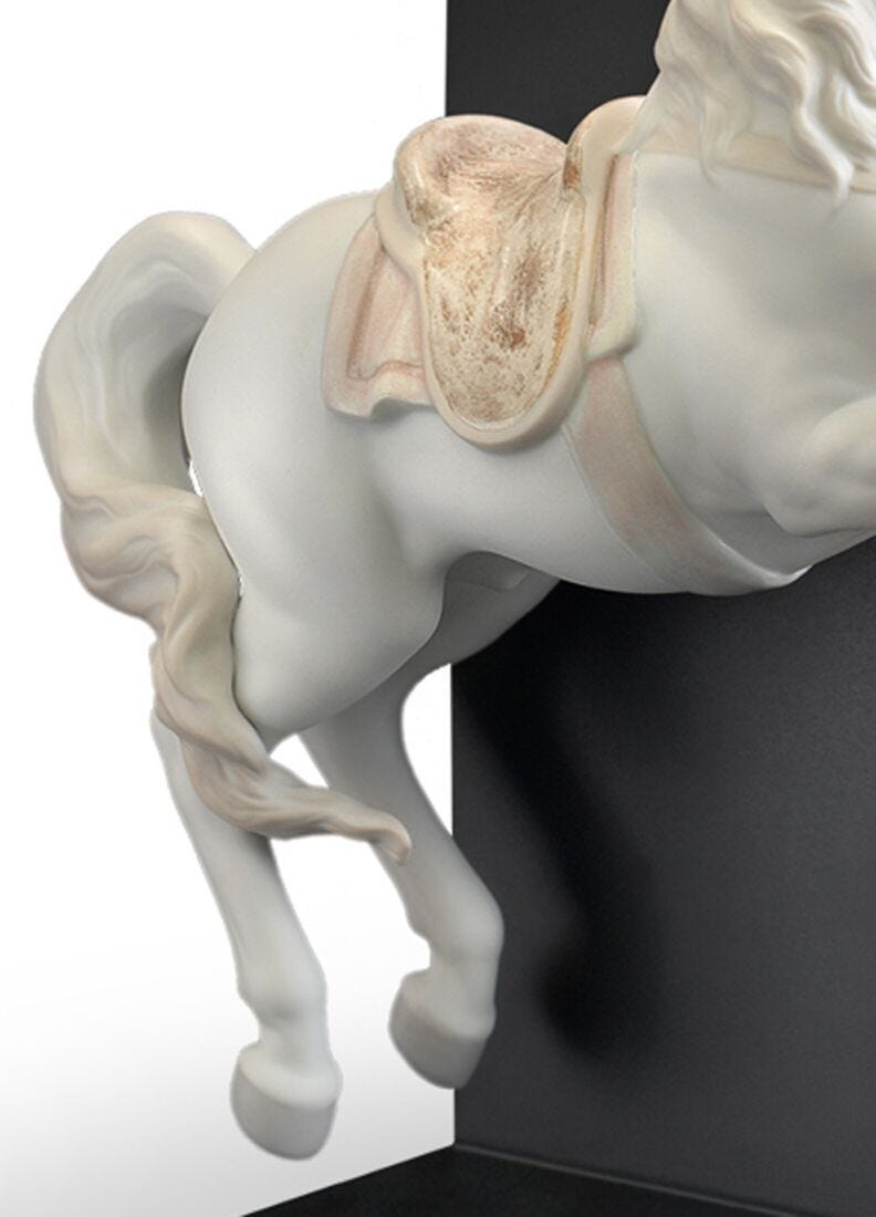 Horse On Courbette Table Lamp (US)