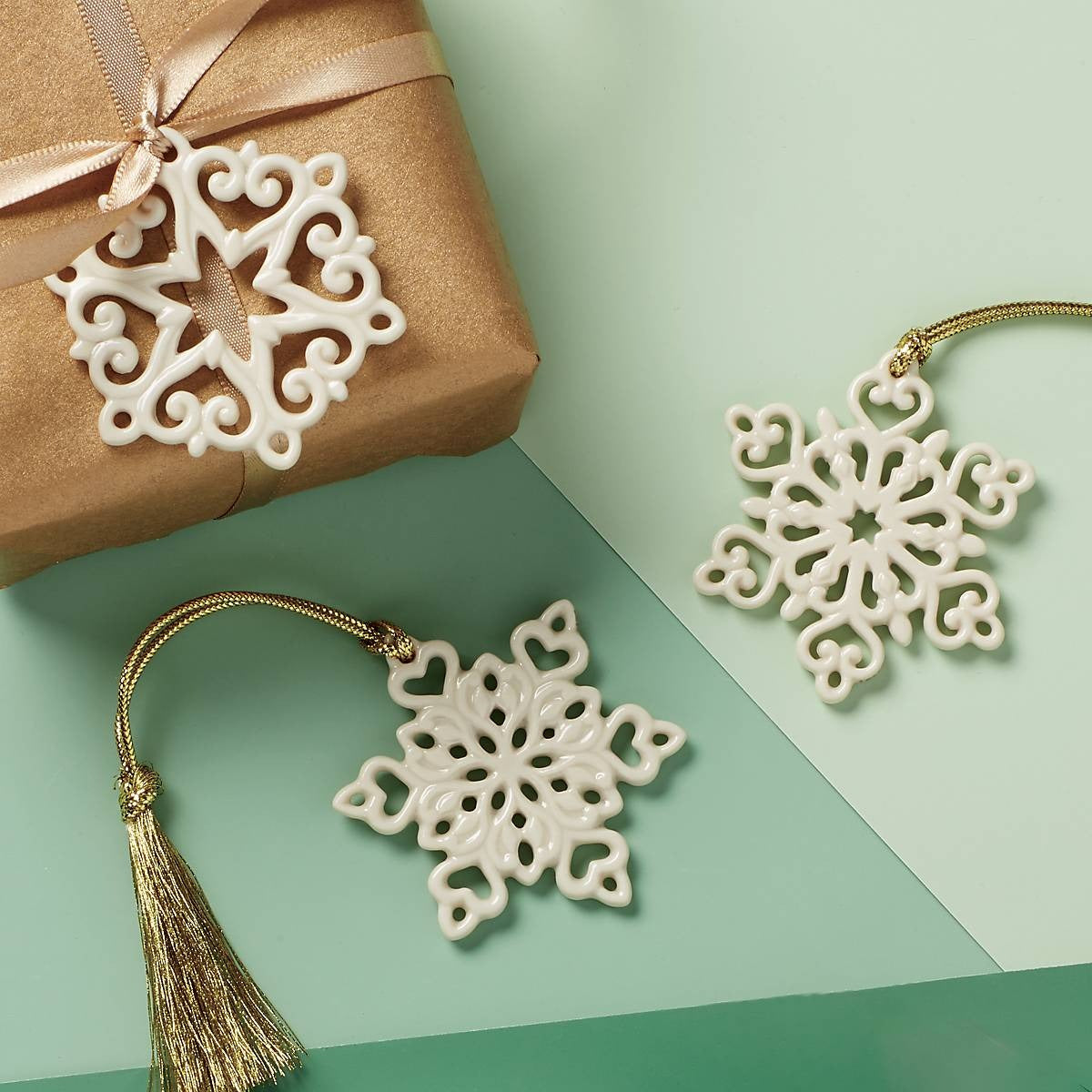 Pierced Snowflake 3Pc Ornament Set