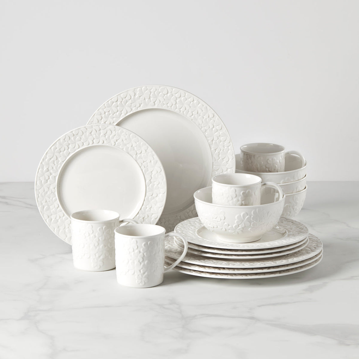 Blossom Lane 16-Pc. Dinnerware Set, Service For 4