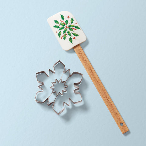 Holiday Spatula With Snowflake Cookie Cutter