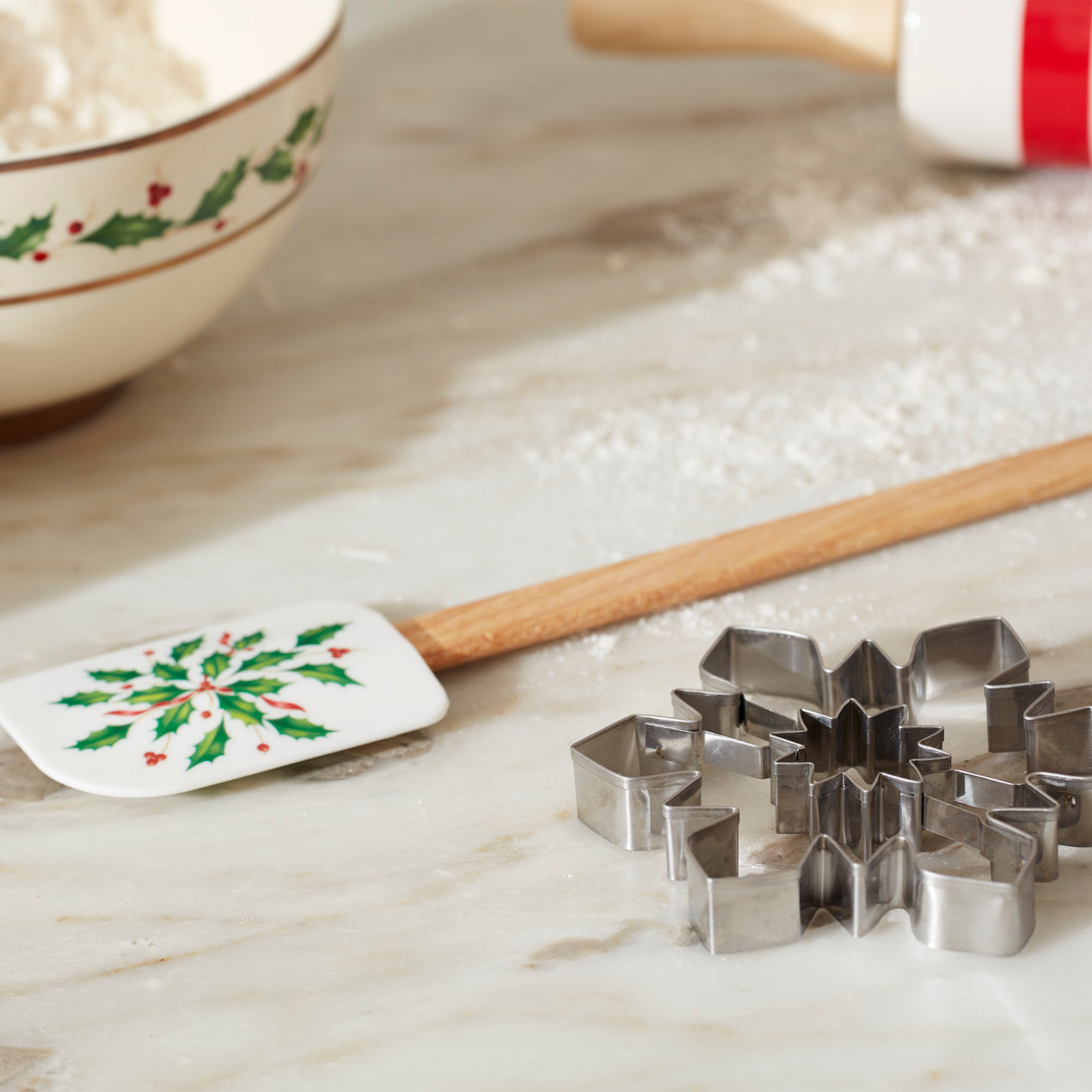 Holiday Spatula With Snowflake Cookie Cutter