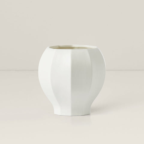 Facets Curvy Vase