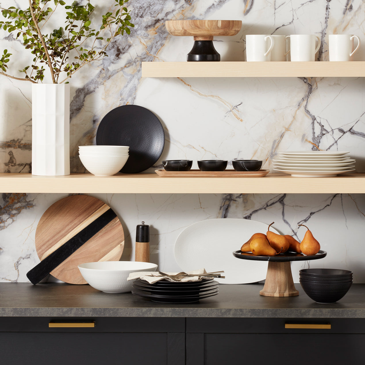 Lx Collective Footed Serving Bowl