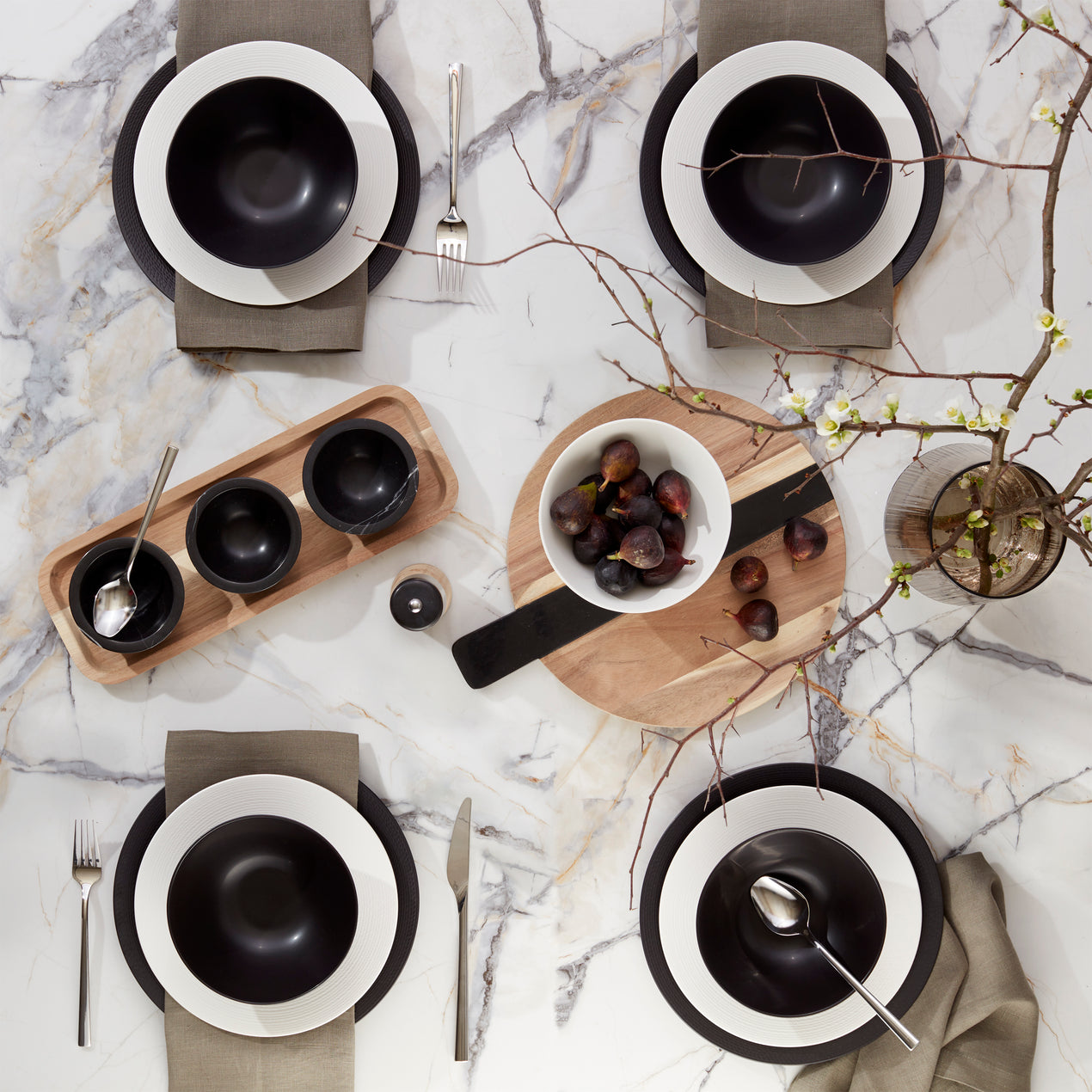 Lx Collective Cake Plate
