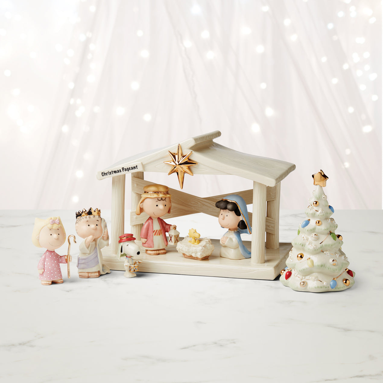 Peanuts The Christmas Pageant & Creche 8-Piece Set