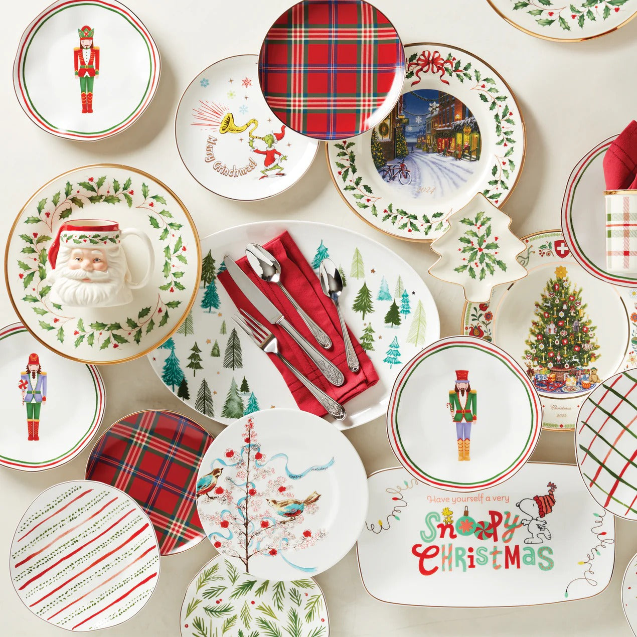 Holiday Red Tartan Accent Plates, Set Of 4