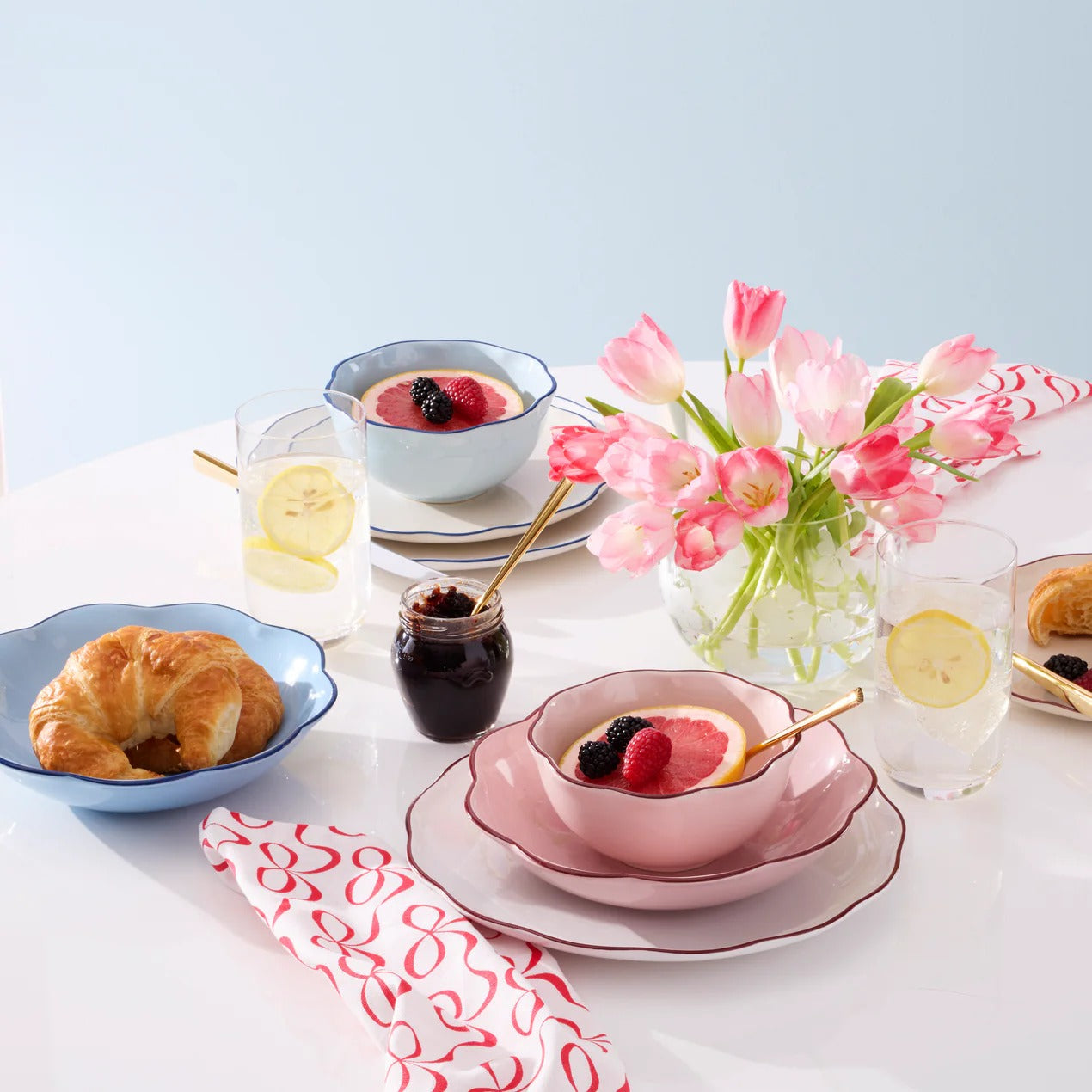 Garden Party 16-Piece Dinnerware Set, Blue