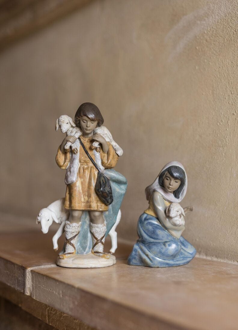 Shepherd Boy Nativity Figurine. Gres