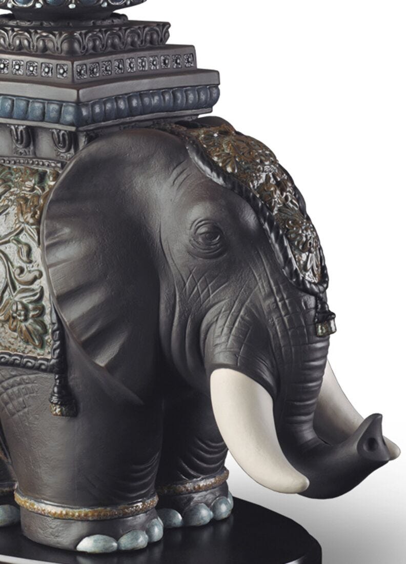Siamese Elephant Table Lamp (US)