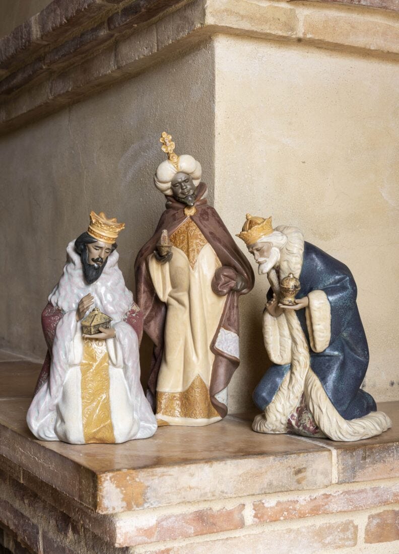 Balthasar Nativity Figurine. Gres